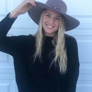 Meet your Posher, Taylor